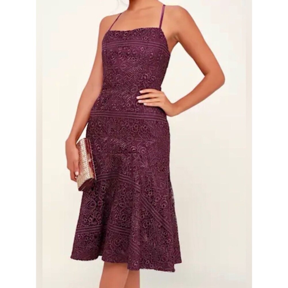 NWT Lulus Women’s Magic Moments Plum Purple Lace-Up Lace Midi Dress Size XS